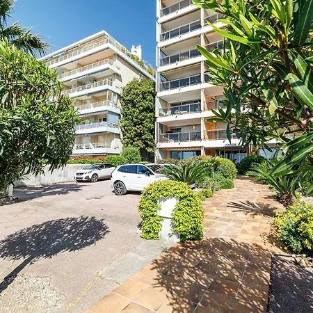 Emilie - Panoramic Sea Views Facing Paradise Apartment Vallauris