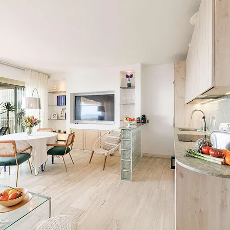 Emilie - Panoramic Sea Views Facing Paradise * Vallauris