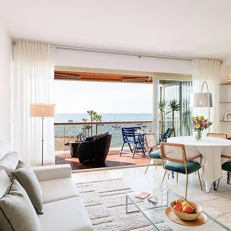 Emilie - Panoramic Sea Views Facing Paradise *